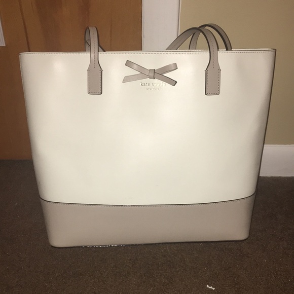 kate spade Handbags - Kate spade purse